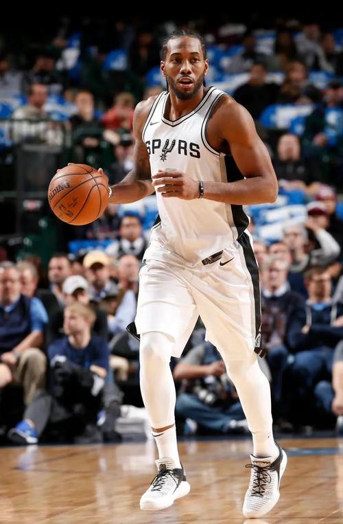 浦项新星姜民俊：自己身体对抗不足需加强，客战卡雅全力争胜（浦项新锐姜民俊：需提升对抗能力，客场挑战卡雅力争三分）