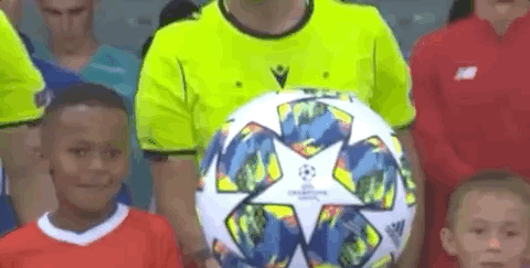 欧冠积分榜：阿森纳全胜领跑，巴黎、拜仁、国米、皇马均12分（欧冠形势：阿森纳全胜登顶，巴黎、拜仁、国米、皇马同积12分）