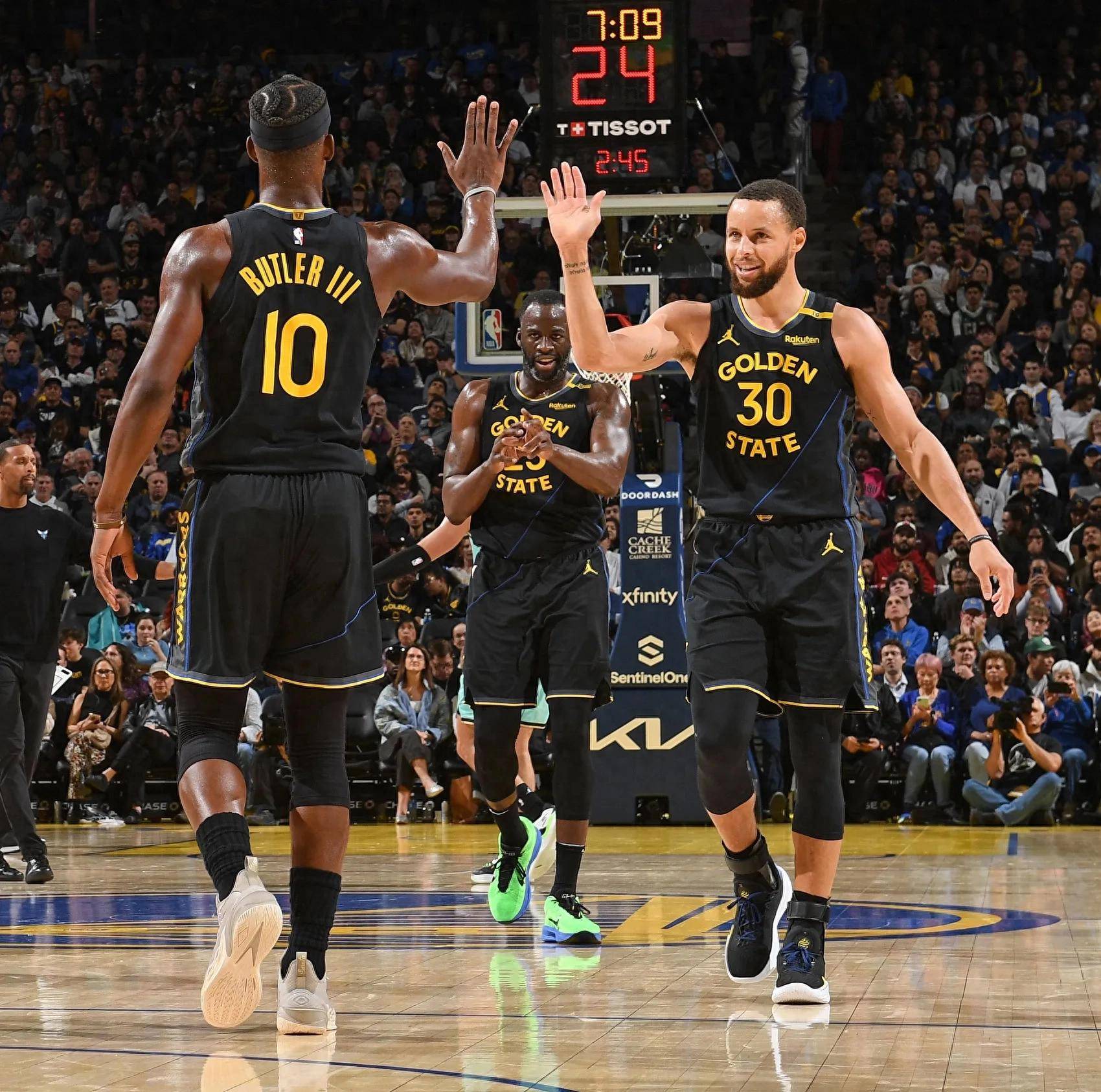 韩足晚报（2025.12.3）韩国女足五球惨败荷兰（韩足晚报（2025.12.3）荷兰五球击败韩国女足）