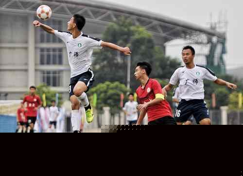 克氏之子的重生之路：从天才少年到隐形人再到巴萨青训新星（克氏之子的逆袭轨迹：从天才少年到默默无闻，再到巴萨青训新星）