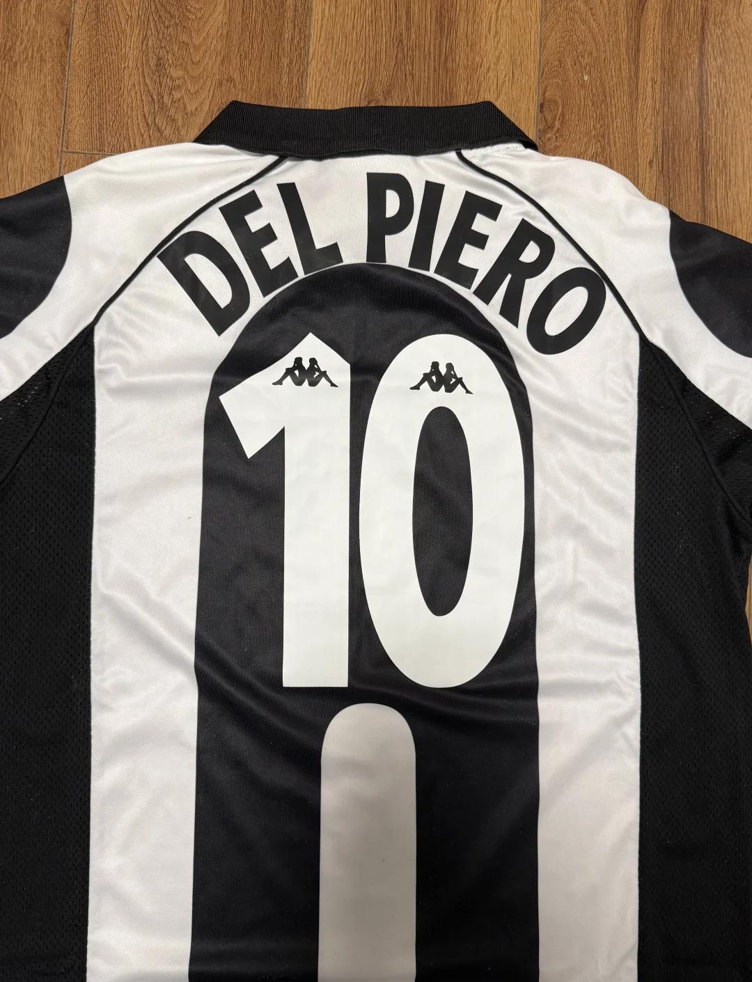 U22国足门将栾毅：少一人作战大家仍团结在一起，平局不容易（U22国足门将栾毅：少打一人仍众志成城，这一分来之不易）