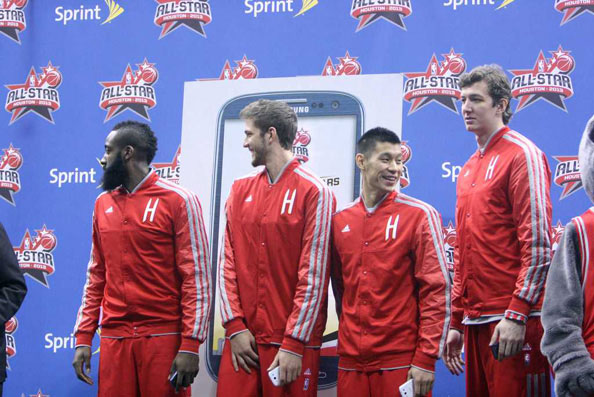 篮球勇士官方宣布新签合同细节（勇士队官方披露新签合同细节）