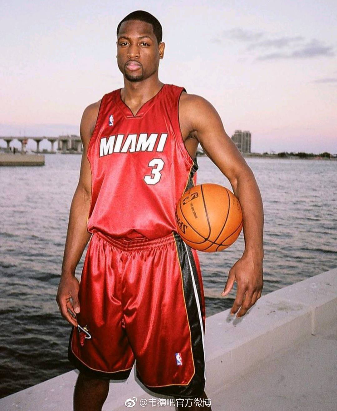 米体：弗拉霍维奇将在伦敦接受手术，目标是明年三月复出（米体：弗拉霍维奇赴伦敦手术，力争明年3月回归）