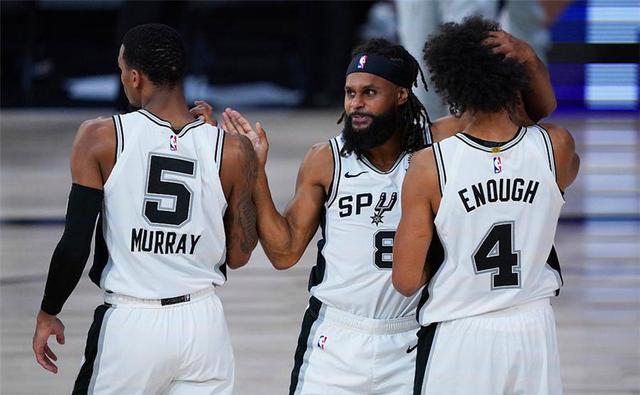 库杜斯：孙兴慜是我们的榜样，有点遗憾没能和他踢更多比赛（库杜斯：孙兴慜堪称典范，未能与他更多对决令人遗憾）