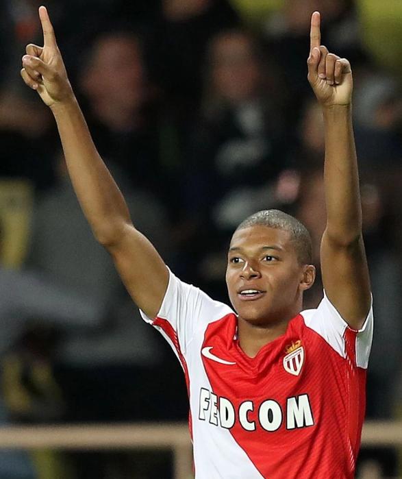 FIFA年度最佳门将候选：多纳鲁马、阿利松、什琴斯尼在列（FIFA年度最佳门将候选名单出炉：多纳鲁马、阿利松、什琴斯尼入选）