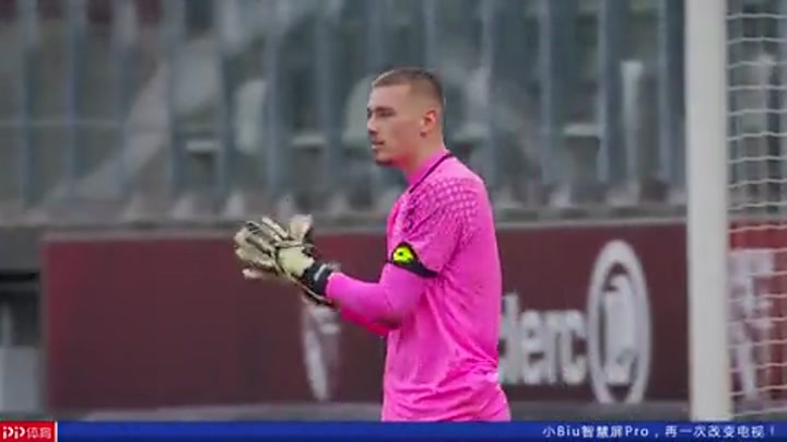 篮球CBA赛场出现精彩扣篮（CBA赛场上演震撼扣篮秀）