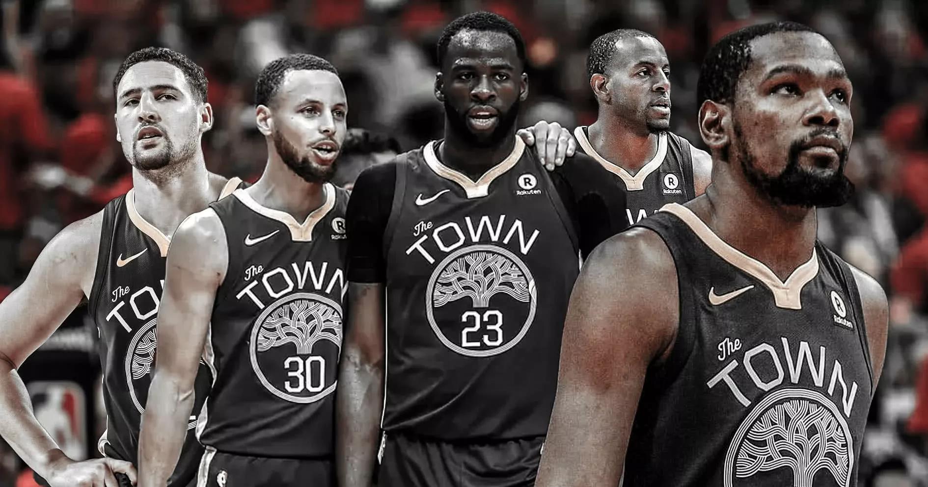 🎮布达佩斯Major：高歌猛进！FaZe2-0横扫老鼠晋级半决赛（🎮布达佩斯Major：FaZe2-0零封老鼠，强势挺进半决赛）