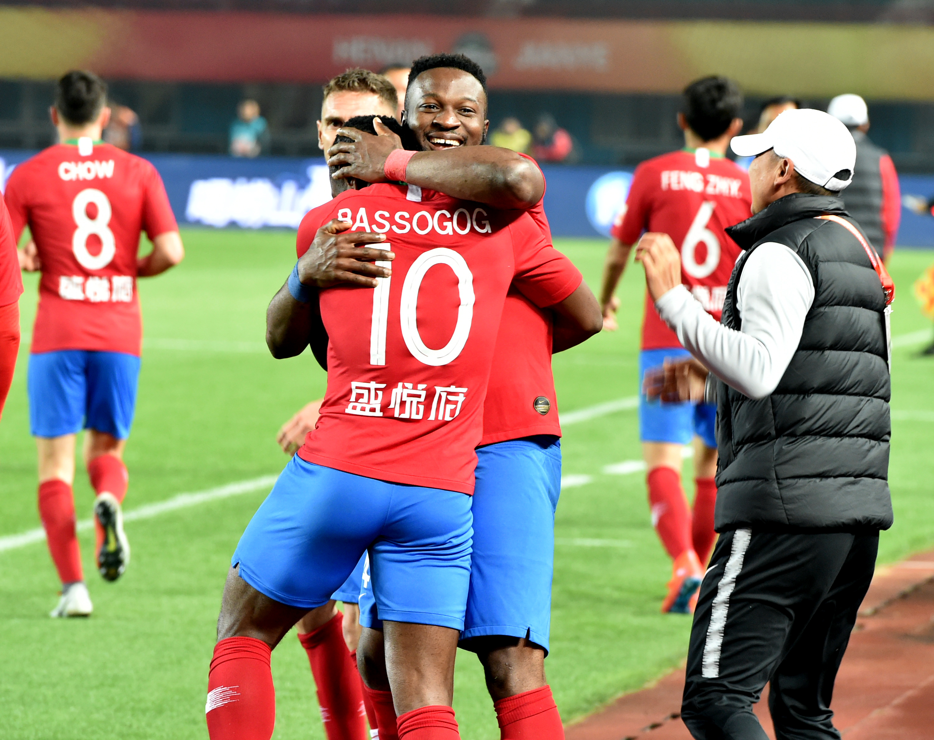 库库雷利亚：交手过最难对付边锋是登贝莱，最佳队友选梅西（库库雷利亚谈对手与队友：最难防登贝莱，最佳队友是梅西）