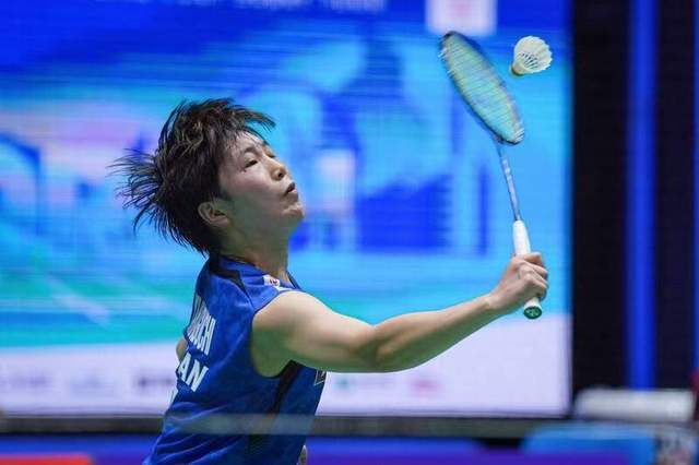 更偏新闻评 更偏新闻评